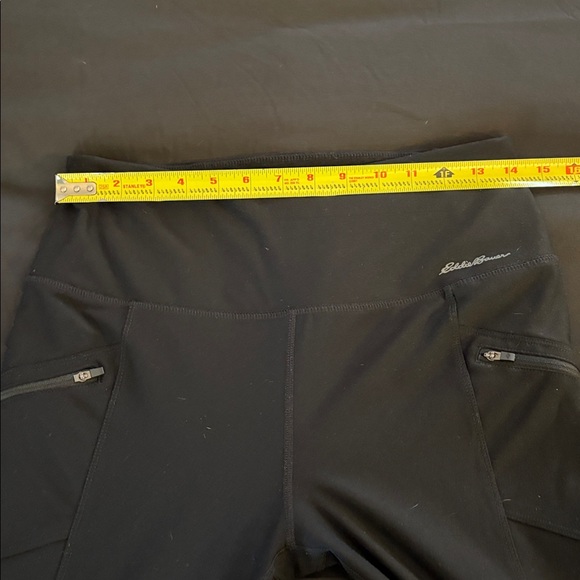 Eddie Bauer Black Trail Tight High-Waisted Leggings with Zippered Pockets-M - Picture 8 of 11